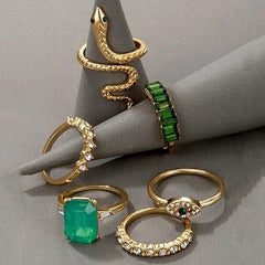 6 X LUXURIOUS EMERALD RINGS SET