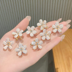 TINY FLORAL CLAW CLIP SPARKLES