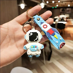 BUILDING BLOCK ASTRONAUT KEYCHAIN