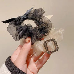 TRENDING SCRUNCHIE SPARKLES