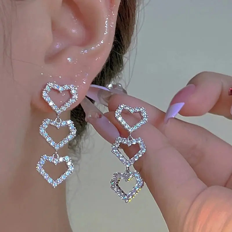 TRENDY HEART EARRINGS SPARKLES