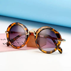 BEAUTIFUL CHIC SUNGLASSES