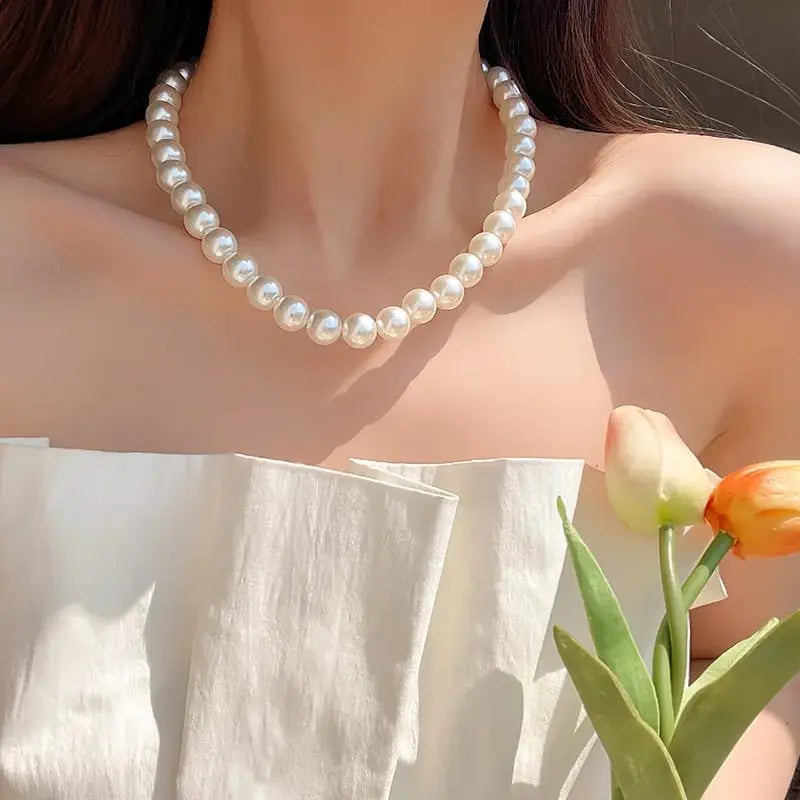 ROYAL PEARL NECKLACE SPARKLES