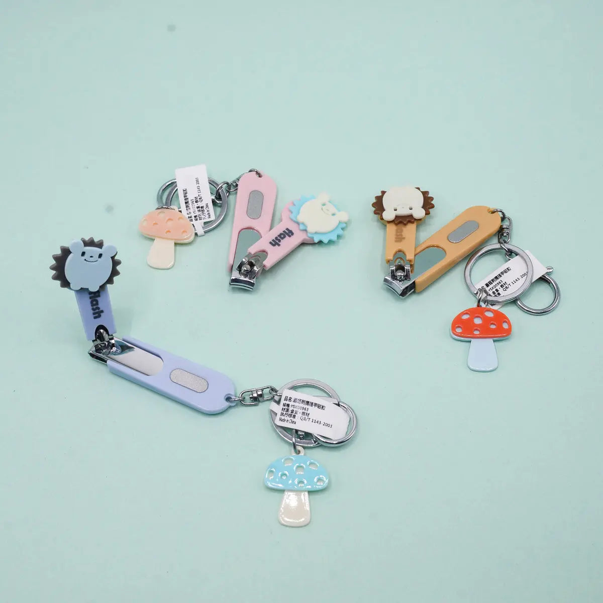 CUTEST NAIL CLIPPER KEYCHAIN SPARKLES