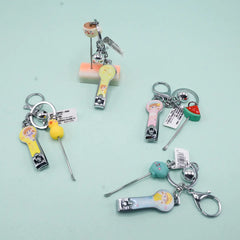 CUTEST NAIL CLIPPER KEYCHAIN SPARKLES