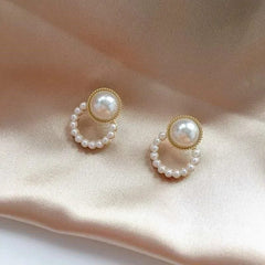 VINTAGE PEARL STUD EARRINGS SPARKLES