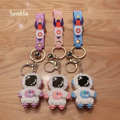 BUILDING BLOCK ASTRONAUT KEYCHAIN