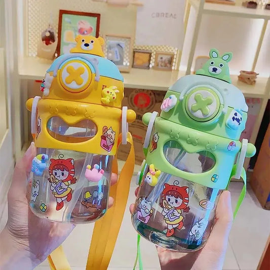 CUTE CHARACTER SIPPER BOTTLE SPARKLES