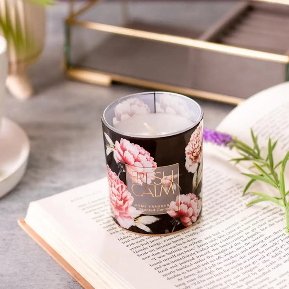 HOME FRAGRANCE PEONY SCENTED CANDLE SPARKLES